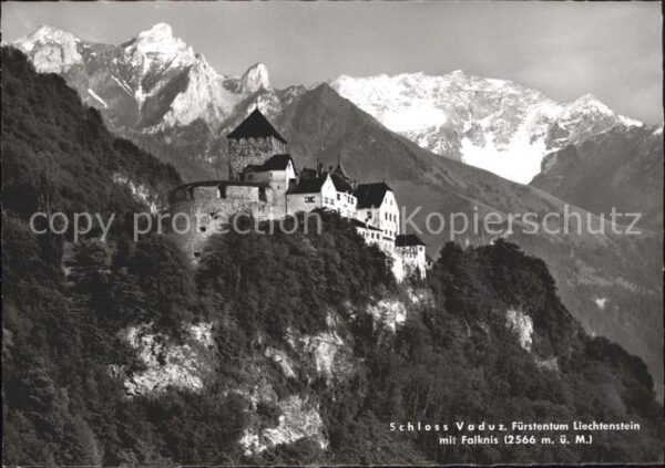Vaduz Schloss Falknis
