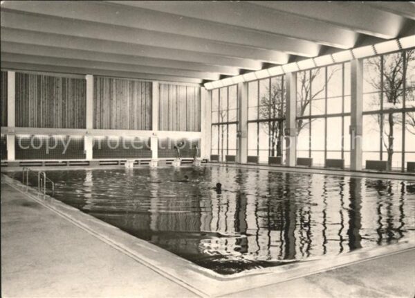 Kuehlungsborn Ostseebad Schwimmhalle FDGB