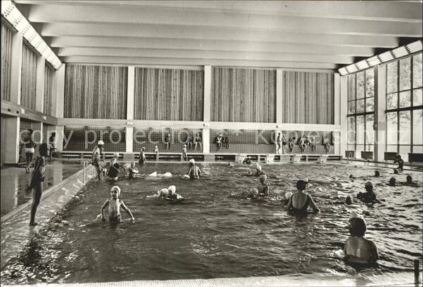 Kuehlungsborn Ostseebad Meerwasserschwimmhalle