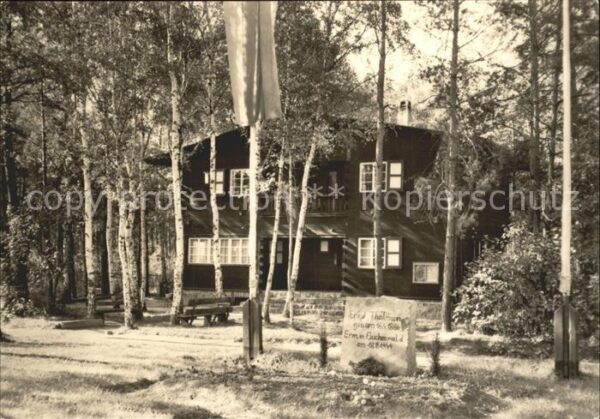 Schildau Station Junge Touristen