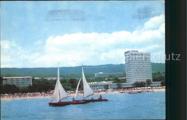Slatni Pjasazi Strand Hotel International Segelboot
