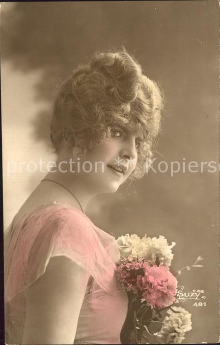 Foto Suzy Nr. 481 Frau Nelken