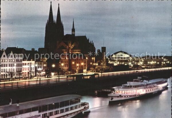 Dampfer Seitenrad Köln am Rhein Abendstimmung