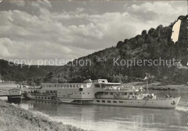 Motorschiffe MS Karl Marx Schmilka Weiße Flotte Dres