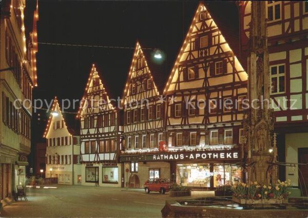Bad Urach Rathaus-Apotheke Beleuchtung  Marktbrun