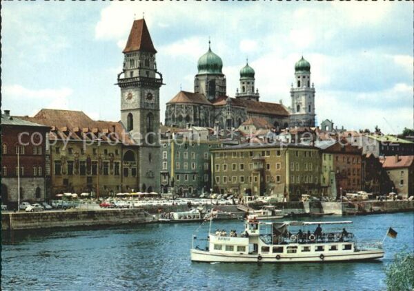 Passau Donau Dom Motorschiff