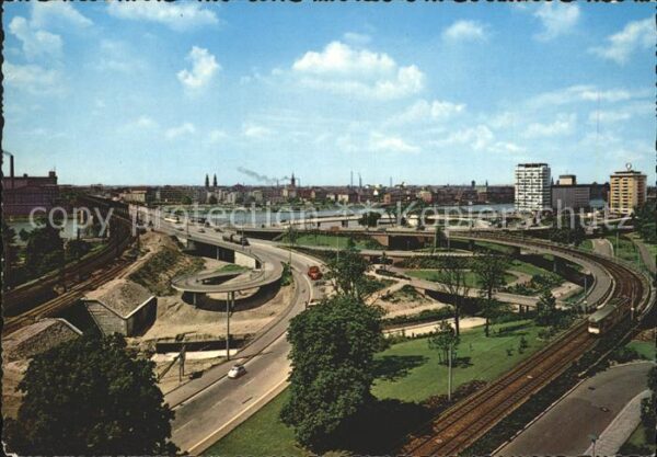 Mannheim Fliegeraufnahme Auffahrt zur Rheinbrück