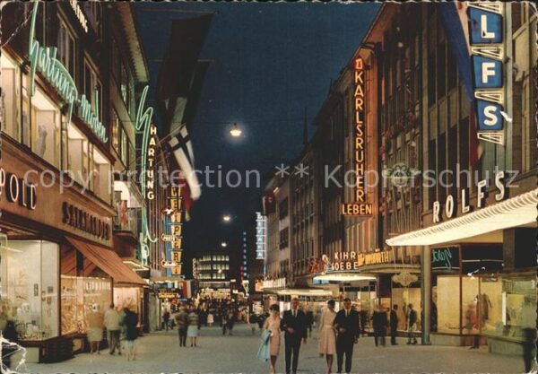 Kiel Holstenstrasse bei Nacht