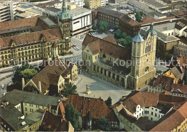 Braunschweig Fliegeraufnahme Burgplatz und Rathaus