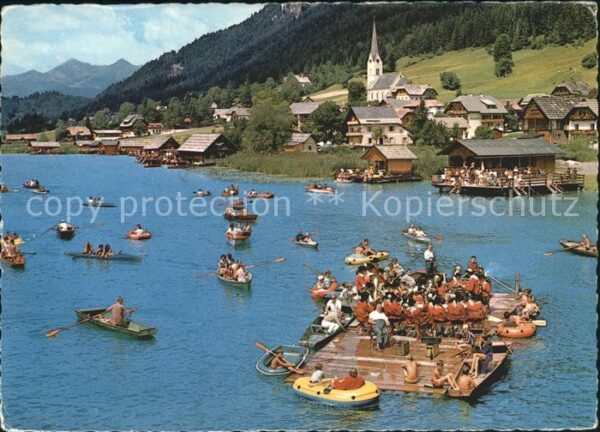 Weissensee Kaernten Flosskonzert Trachtenkapelle
