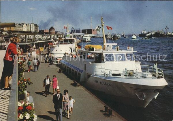 Hamburg Landungsbrücken Jan Molsen