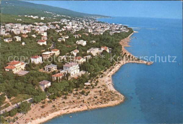 Crikvenica Kroatien Fliegeraufnahme Strand