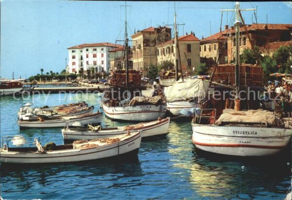 Porec Hafen Boote