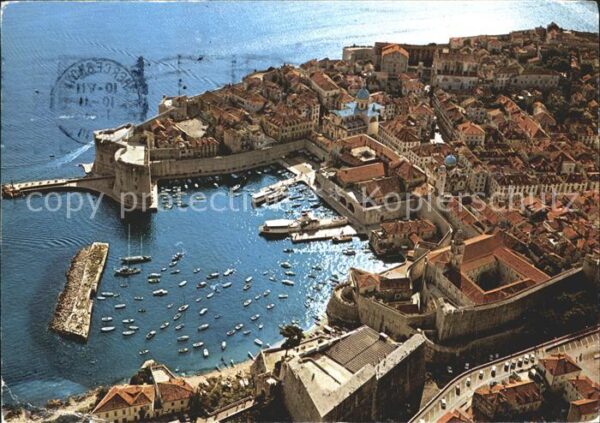 Dubrovnik Ragusa Fliegeraufnahme Hafen Altstadt