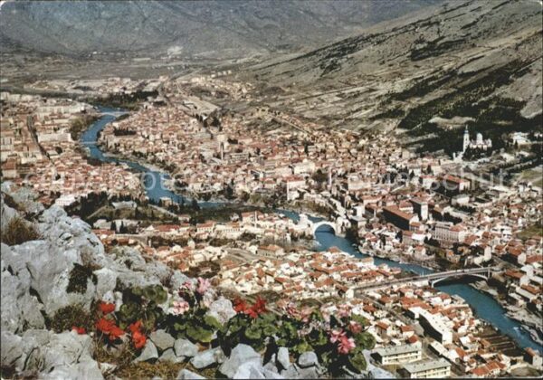 Mostar Moctap Fliegeraufnahme mit Brücken