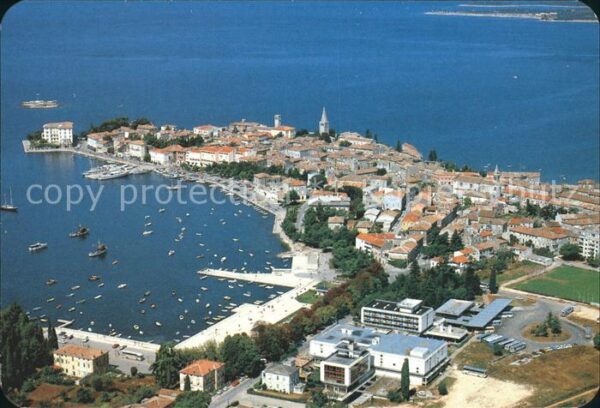 Porec Fliegeraufnahme Hafen