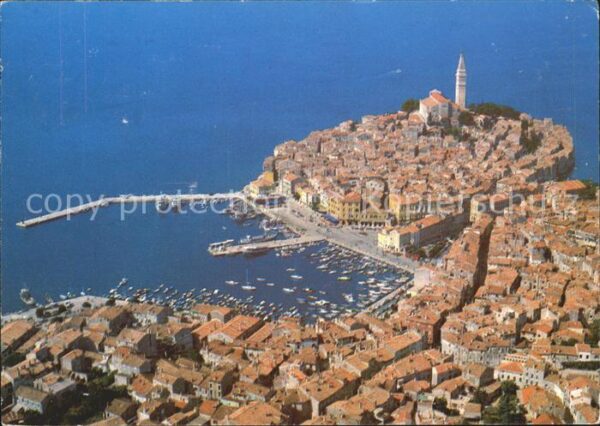 Rovinj Istrien Fliegeraufnahme mit Hafen