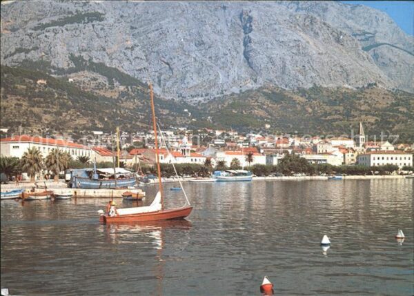Makarska Dalmatien Hafenpartie