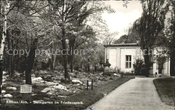 Koethen Anhalt Steingarten im Friedenspark