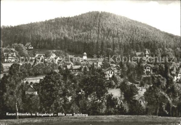 Baerenfels Erzgebirge Blick zum Spitzberg