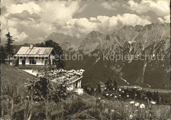 Klais Kranzberghaus mit Karwendelgebirge
