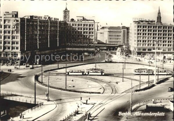 Berlin Alexanderplatz Strassenbahnen