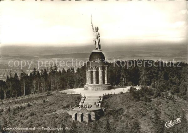 Teutoburgerwald Hermannsdenkmal Fliegeraufnahme
