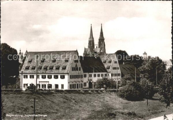 Regensburg Jugendherberge Kirchtürme