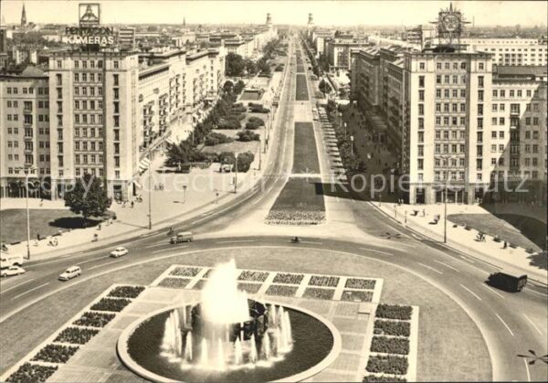 Berlin Blick vom Strausberger Platz zur Karl M