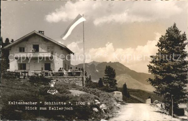 Zillertal Tirol Kaltenbacher Skihütte mit Kellerjoch