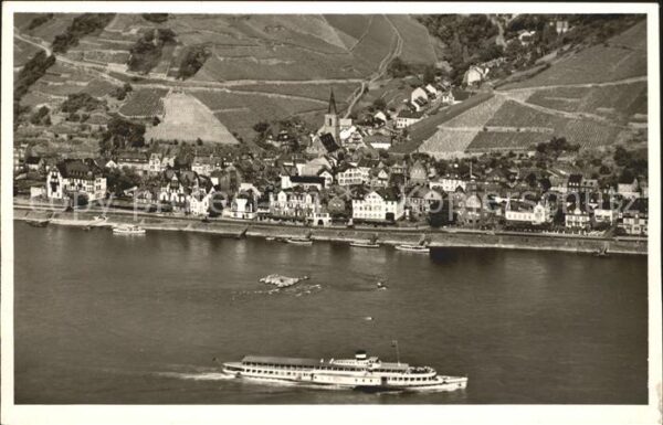 Assmannshausen Fliegeraufnahme Fahrgastschiff