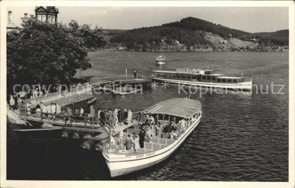 Saalburg Saale Bootsanlegestelle am Kranich Ausflugsbo