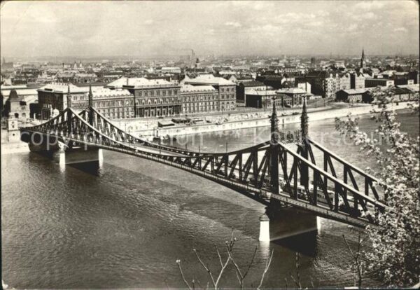 Budapest Freiheitsbrücke