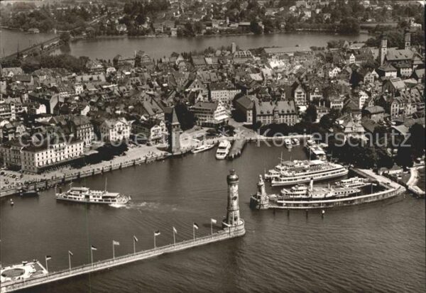 Lindau Bodensee Hafeneinfahrt Fliegeraufnahme