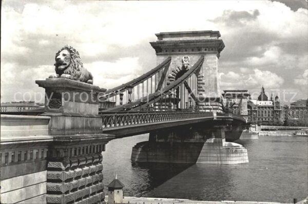 Budapest Kettenbrücke Donau