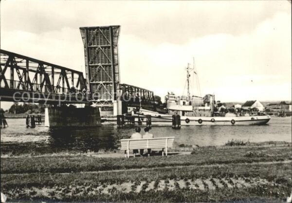 Wolgast Mecklenburg-Vorpommern Hafenpartie Brücke Frachter