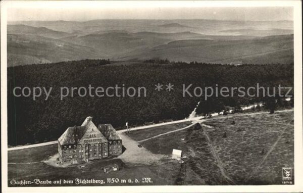 Oberwiesenthal Erzgebirge Sachsen Baude auf dem Fichtelberg Flieg