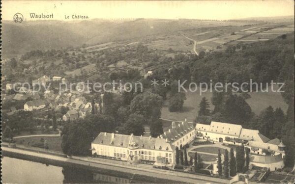 Waulsort Chateau vue aerienne