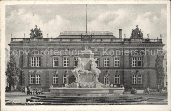 Goerlitz Sachsen Postplatz Brunnen Skulptur