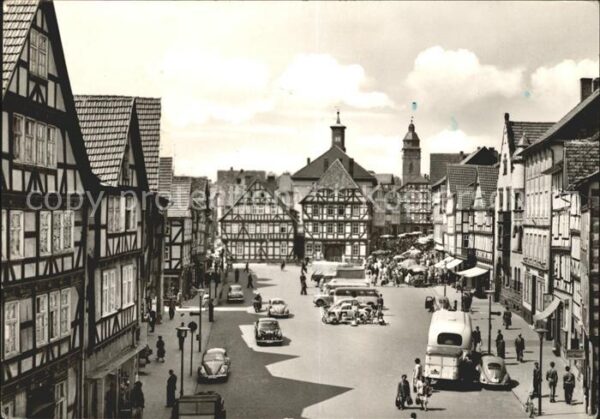 Eschwege Marktplatz mit altem Rathaus Fachwerkha