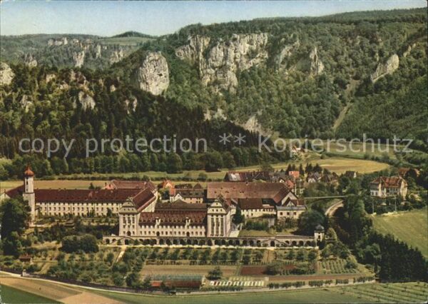 Beuron Donautal Erzabtei mit Burg Wildenstein Fliegerau