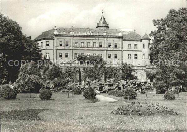 Wiesenburg Mark Schloss jetzt Erich Weinert Oberschule