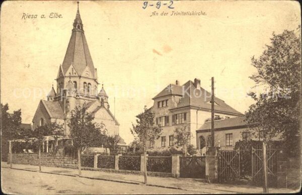 Riesa Sachsen An der Triniatiskirche