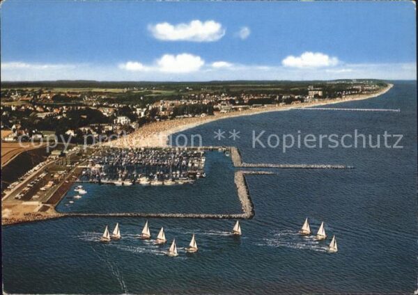 Groemitz Ostseebad Fliegeraufnahme Hafen
