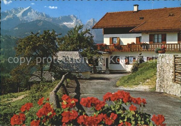 Garmisch-Partenkirchen Berggasthof Pfeifferalm mit Zugspitzgru
