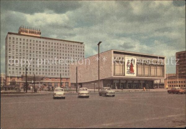 Berlin Karl Marx Allee Hotel Berolina Kino Int