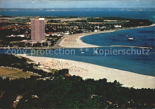 Travemuende Ostseebad Fliegeraufnahme Strand