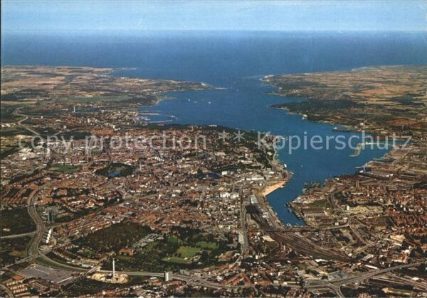 Kiel Fliegeraufnahme mit Förde