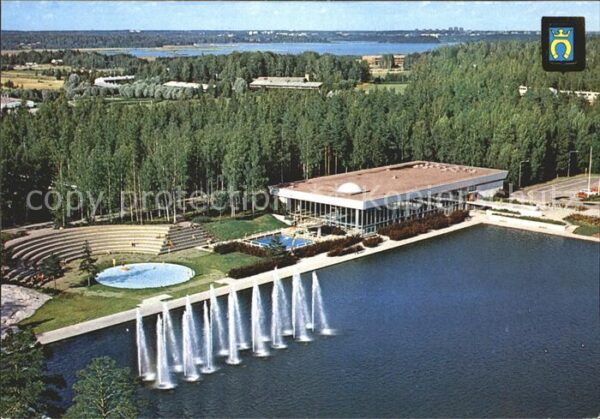 Espoo Schwimmhalle von Tapiola