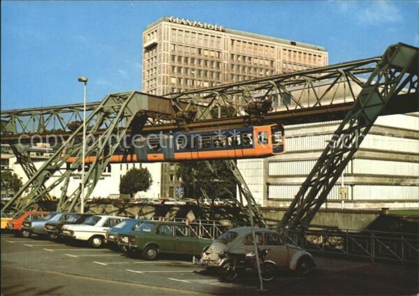 Elberfeld Wuppertal Schwebebahn und Glanzstoffhochhaus